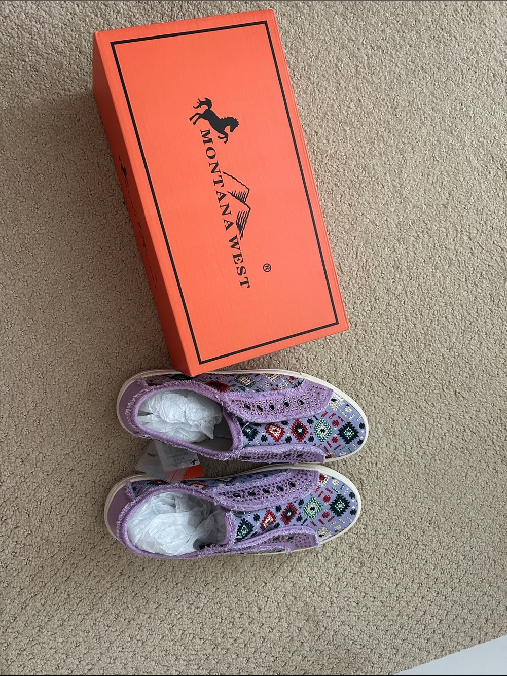 Montana West Womens Lavender Slip-On Sneakers with Multicolor Pattern